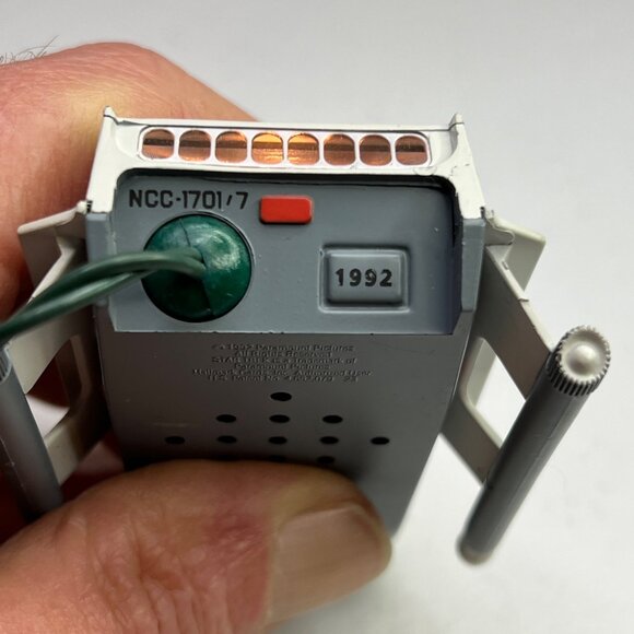 Star Trek Shuttlecraft Galileo Christmas Ornament from 1992 (works - no box) - Picture 7 of 9